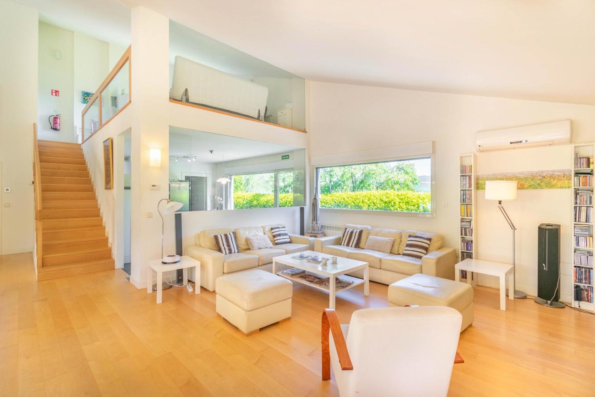 Casa Gazaga, Amplia Casa Con Piscina Y Jardin Toda La Familia *