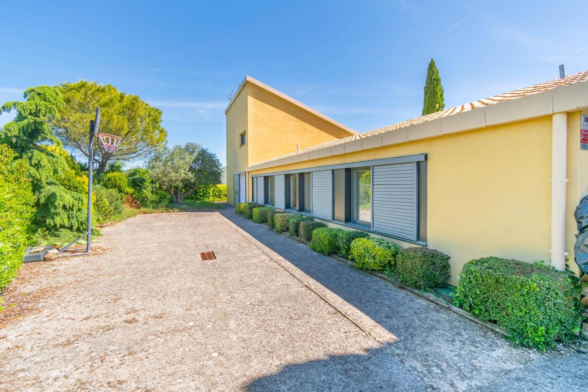 Holiday home Casa Gazaga, Amplia Casa Con Piscina Y Jardin Toda La Familia *